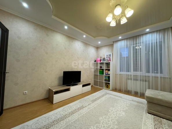 
   Продам 2-комнатную, 57.9 м², Тухачевского ул, 26/4

. Фото 3.