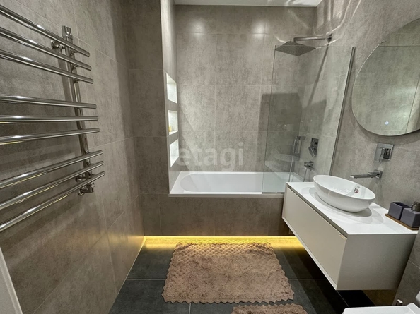 
   Продам 1-комнатную, 40 м², Матрёны Наздрачёвой ул, 3/3к2

. Фото 10.