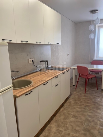 
  Сдам в аренду 1-комнатную квартиру, 38 м², Ставрополь

. Фото 4.