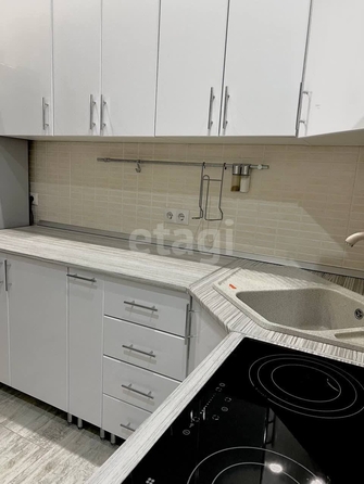 
   Продам 1-комнатную, 47 м², Крупской пер, 29/2к2

. Фото 2.