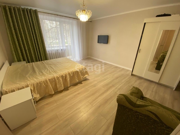 
   Продам 1-комнатную, 38 м², Ленина ул, 299

. Фото 1.