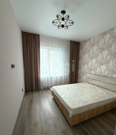 
  Сдам в аренду 1-комнатную квартиру, 45 м², Ставрополь

. Фото 6.