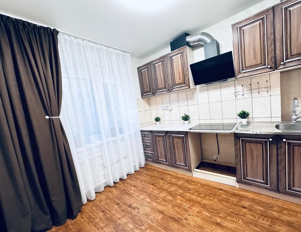 
  Продается 1-комн. квартира, 37 м², Бруснева ул, д. 11
. Фото 1.