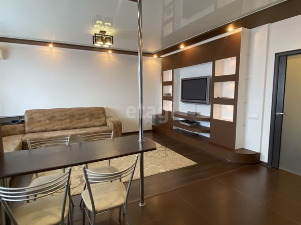 
  Продается 1-комн. квартира, 45 м², Мира ул, д. 212
. Фото 5.