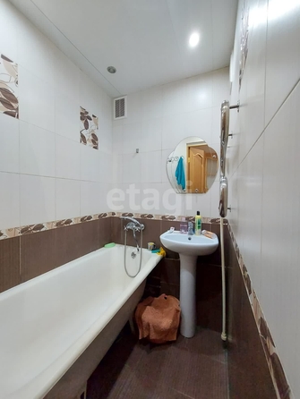 
   Продам 3-комнатную, 48.2 м², Доваторцев ул, 33

. Фото 9.