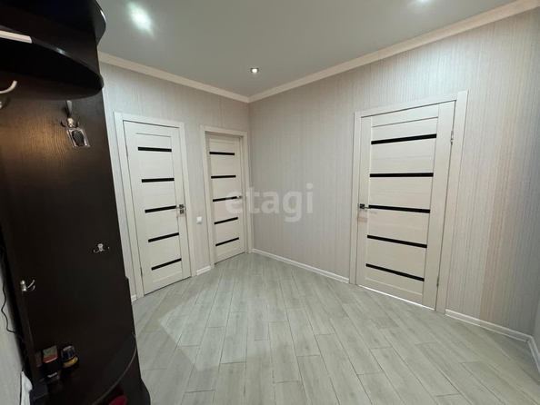 
   Продам 3-комнатную, 97.2 м², Лермонтова ул, 198

. Фото 3.