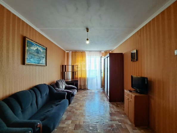 
   Продам 1-комнатную, 39 м², Фестивальный проезд, 1/2

. Фото 2.