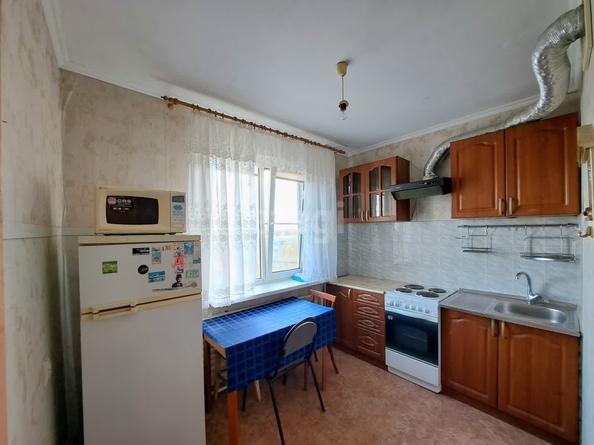 
   Продам 1-комнатную, 39 м², Фестивальный проезд, 1/2

. Фото 4.