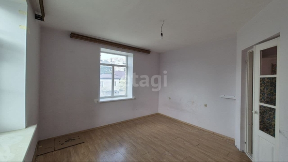 
  Продается 2-комн. квартира, 71.9 м², Осипенко ул, д. 8
. Фото 7.