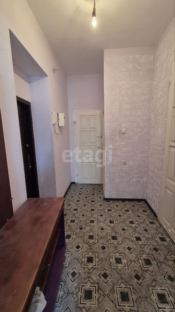 
  Продается 2-комн. квартира, 71.9 м², Осипенко ул, д. 8
. Фото 9.