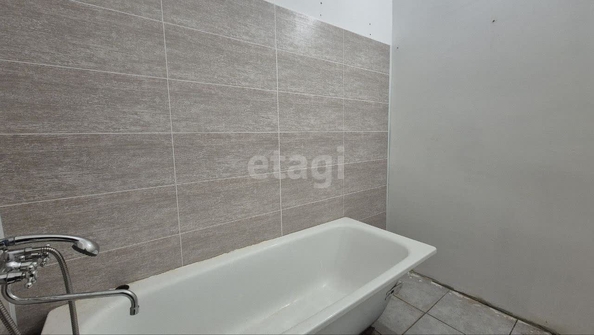 
  Продается 2-комн. квартира, 71.9 м², Осипенко ул, д. 8
. Фото 19.