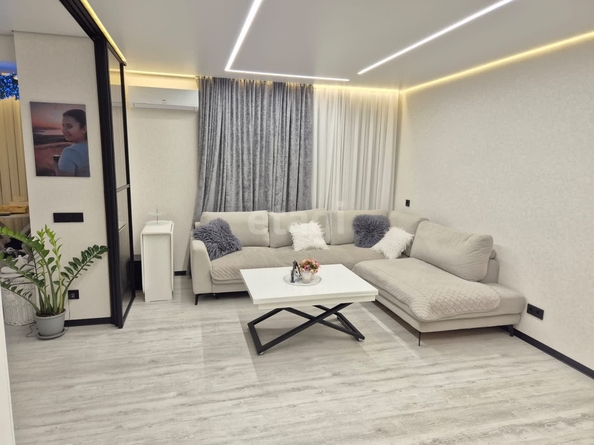 
  Продается 4-комн. квартира 104 м². Фото 1.