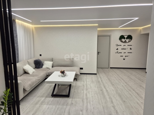 
  Продается 4-комн. квартира 104 м². Фото 2.