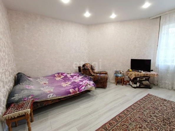 
   Продам 1-комнатную, 42 м², Доваторцев ул, 90

. Фото 1.
