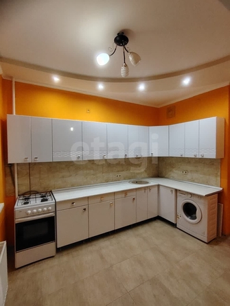 
   Продам 2-комнатную, 59.9 м², Черниговская ул, 4

. Фото 2.