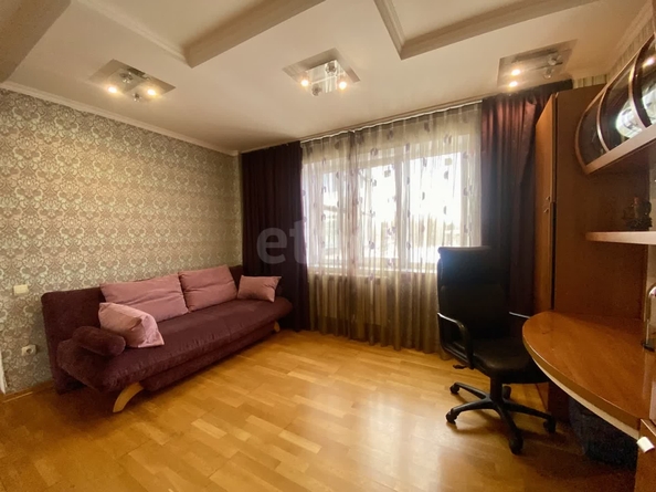 
   Продам 4-комнатную, 180 м², Ленина ул, 245

. Фото 29.