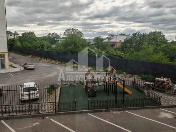 
  Продается 1-комн. квартира, 52.2 м², Октябрьская ул
. Фото 3.
