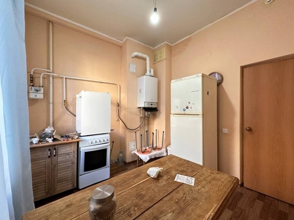 
  Продается 1-комн. квартира, 37 м², Азербайджанская ул
. Фото 3.