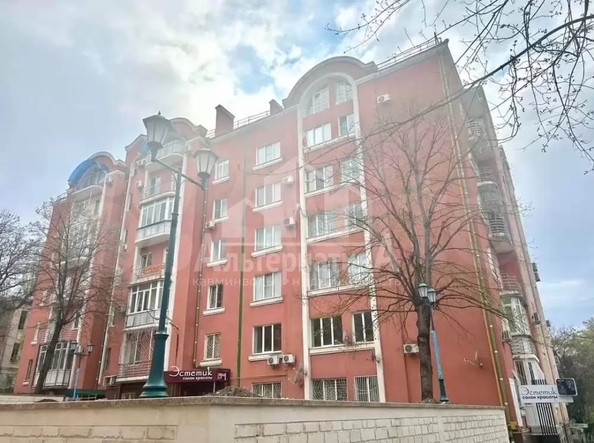 
  Продается 3-комн. квартира 130 м². Фото 1.