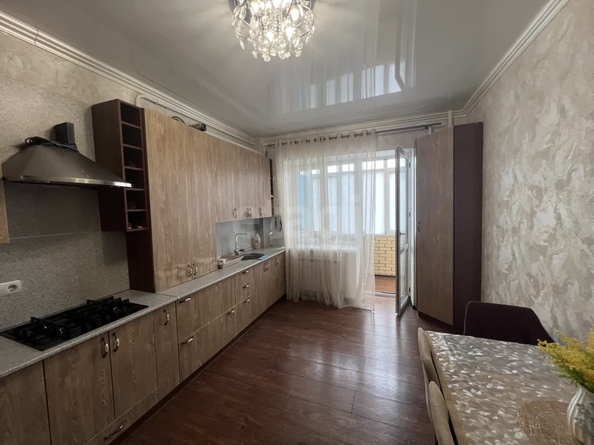 
  Продается 2-комн. квартира, 66.3 м², Лермонтова ул, д. 204
. Фото 2.