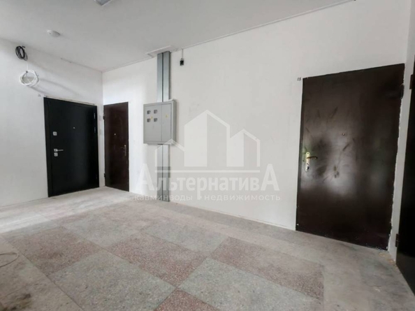 
  Продается 2-комн. квартира, 67.2 м², Октябрьская ул
. Фото 9.