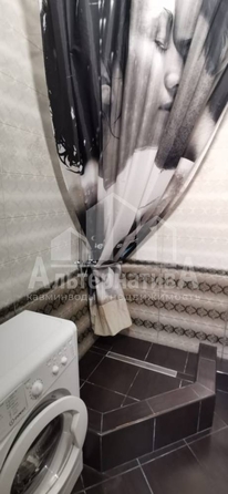 
  Продается 1-комн. квартира, 38 м², Орджоникидзе ул
. Фото 10.