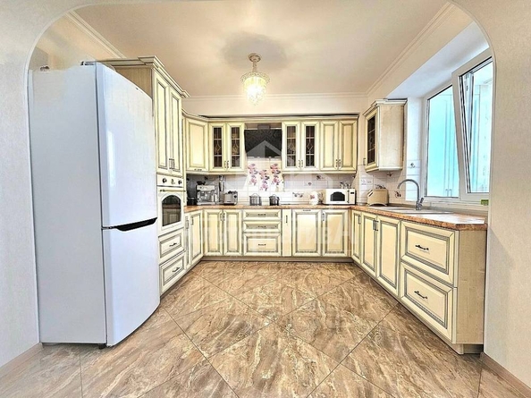 
  Продается 3-комн. квартира, 79.9 м², Набережная ул
. Фото 2.