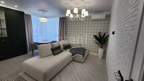 
  Продается 3-комн. квартира, 75 м², Николая Голодникова ул, д. 4к3
. Фото 5.