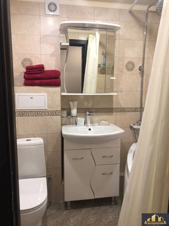 
  Продается 2-комн. квартира, 48.4 м², Героев Медиков ул
. Фото 5.