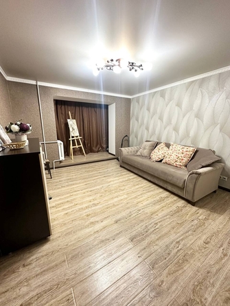 
  Продается 2-комн. квартира, 50 м², Калинина пр-кт, д. 162
. Фото 1.