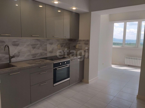 
  Продается 2-комн. квартира, 70 м², Доваторцев ул, д. 90
. Фото 1.