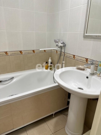 
  Продается 2-комн. квартира, 54 м², Серова ул, д. 480
. Фото 11.