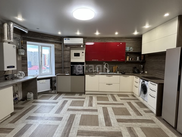 
  Продается 4-комн. квартира, 184 м², 45 Параллель ул, д. 2
. Фото 1.