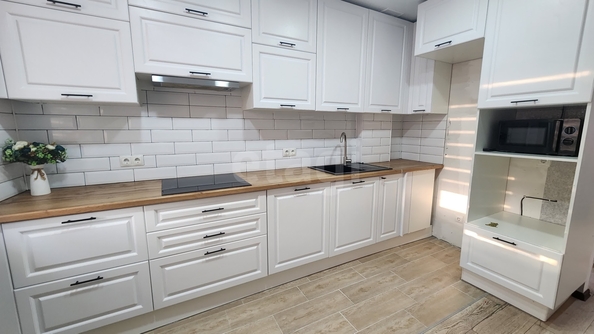 
  Продается 4-комн. квартира 73.1 м². Фото 1.