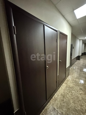 
  Продается 2-комн. квартира, 60 м², Спартака ул, д. 2
. Фото 11.