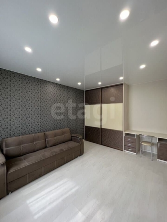 
  Продается 1-комн. квартира, 35 м², 45 Параллель ул, д. 38
. Фото 1.
