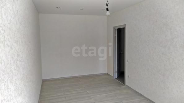 
  Продается 1-комн. квартира, 32.3 м², Пригородная ул, д. 251в
. Фото 2.