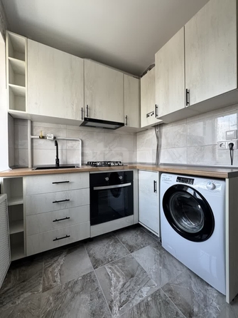 
  Продается 1-комн. квартира, 30 м², К.Хетагурова ул, д. 1
. Фото 1.