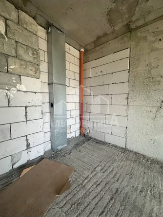 
  Продается 1-комн. квартира, 41.2 м², Октябрьская ул
. Фото 2.