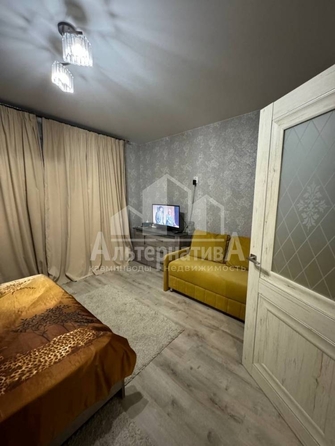 
  Продается 1-комн. квартира, 38 м², Очаровательная ул
. Фото 18.