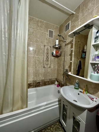 
  Продается 3-комн. квартира, 69.7 м², Кочубея ул, д. 17
. Фото 12.