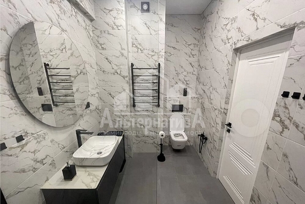 
  Продается 2-комн. квартира, 72 м², Декабристов ул
. Фото 9.