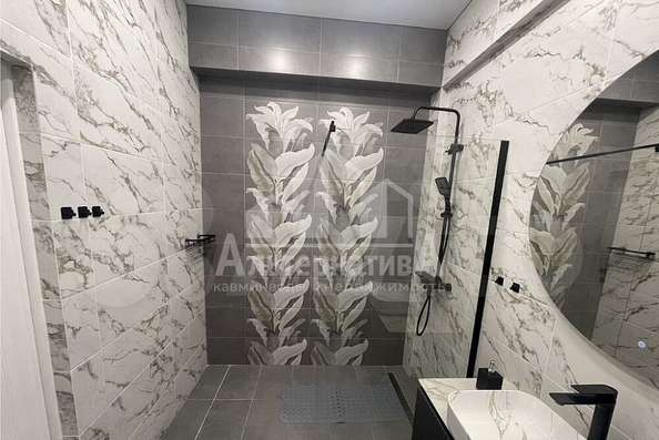 
  Продается 2-комн. квартира, 72 м², Декабристов ул
. Фото 10.