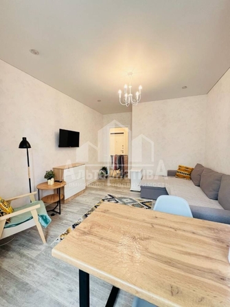 
  Продается 1-комн. квартира, 23 м², Кленовая роща ул
. Фото 2.