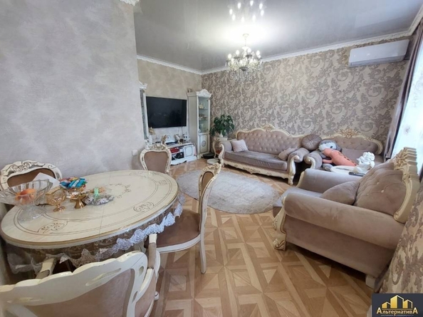 
  Продается 2-комн. квартира, 37 м², Катыхина ул
. Фото 1.
