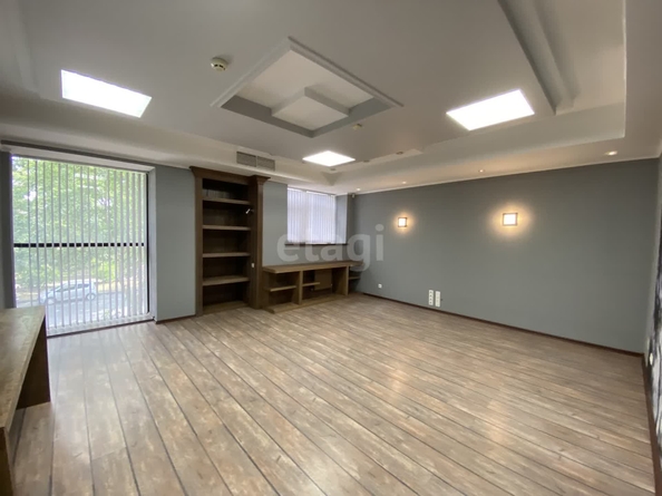 
  Продается универсальное помещение, 334.1 м², Ленина ул, д. 221
. Фото 28.