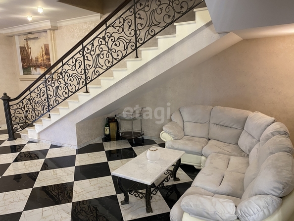 
  Продается дом, 280 м², Ставрополь
. Фото 8.