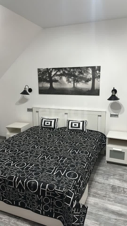 
  Сдается 2-комн. квартира, 82 м², Советская ул, д. 4
. Фото 2.