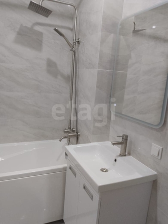
  Сдается 2-комн. квартира, 52 м², Октябрьская ул, д. 235к1
. Фото 2.