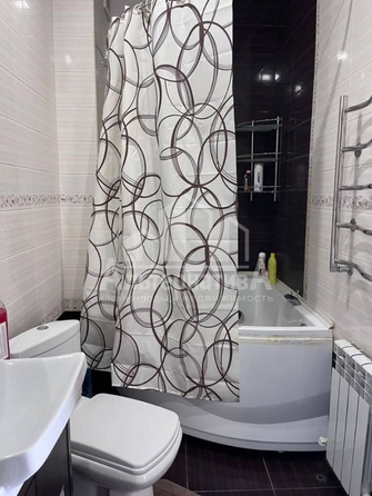 
  Сдается 1-комн. квартира, 65 м², Революции ул
. Фото 5.